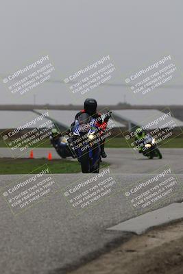 media/Nov-29-2025-TrackDaz (Sat) [[10ae2d9bce]]/C Group/Session 4 (Wheelie Bump)/